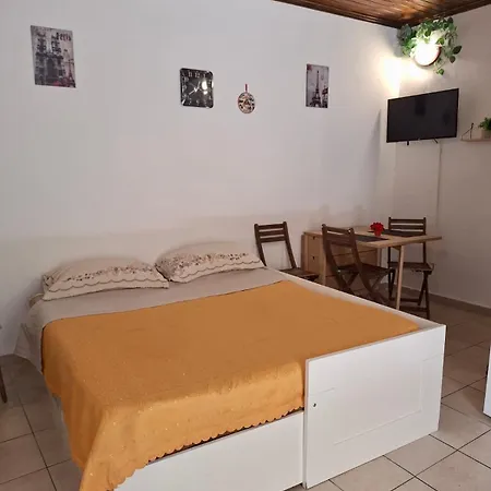 Bentivegna 7 Appartamento